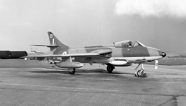 Hawker Hunter FGA. 9 XE608 13