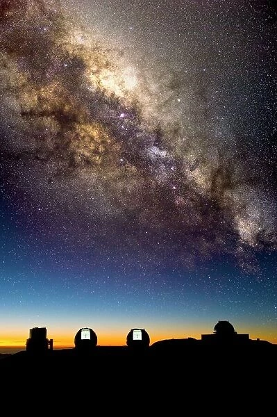 Mauna Kea telescopes and Milky Way