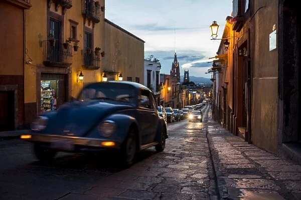 Volkswagen on cobbled street, San Miguel de Allende, Guanajuato, Mexico, North America
