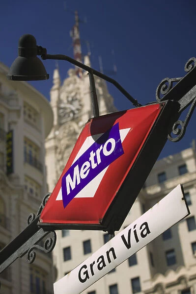 20074368. SPAIN Madrid City centre metro sign Gran Via