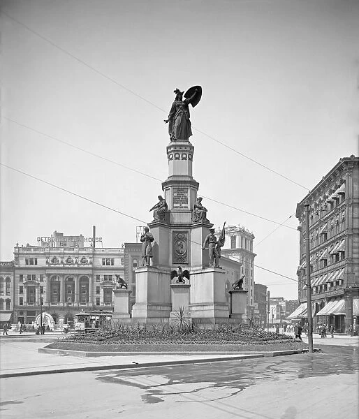 DETROIT, c1907. The Michigan Soldiers and Sailors Monument in Campus Martius Park in Detroit