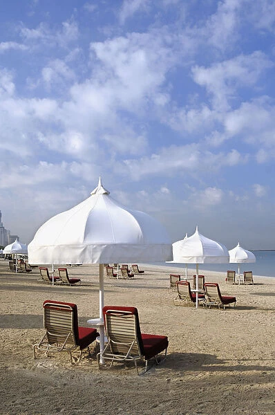 United Arab Emirates, Dubai, beach umbrellas and sun loungers at One&Only Royal Mirage luxury resort