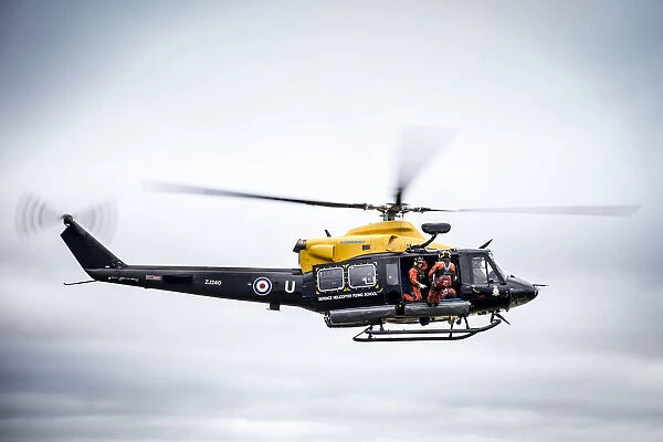 202(R) Sqn Personnel Dry Winching