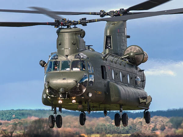 Chinook Landing. A Chinook HC3 helcopter from RAF Odiham lands at RAF Shawbury