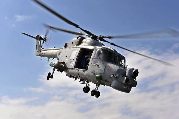 HMS Cornwalls Lynx Mk 8 Helicopter