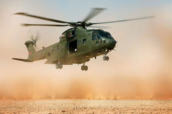 Merlin Helicopter Lands in Californian Desert During Ex Merlin Vortex