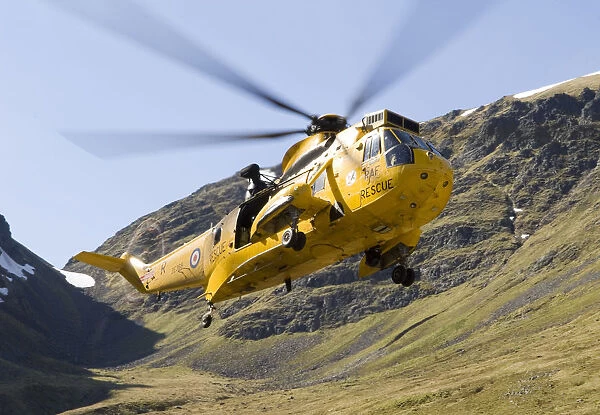 A search and rescue Sea King HAR Mk3 from D Flight, 202 Squadron, RAF Lossiemouth