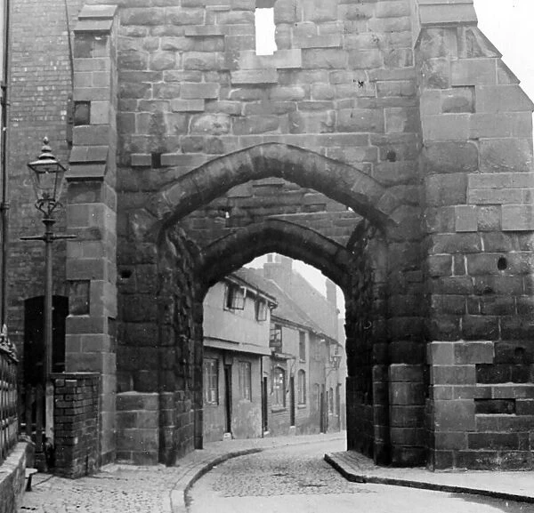 Cook Street Gate, Coventry circa 1936. The plaque attached to the gate