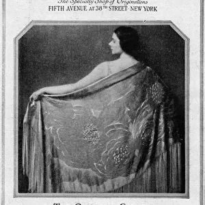 Advert for Bonwit Teller, 5th Avenue at 38th Street, New York - the original Challot gold