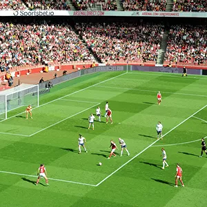 Arsenal vs. Tottenham: FA Womens Super League Clash at Emirates Stadium