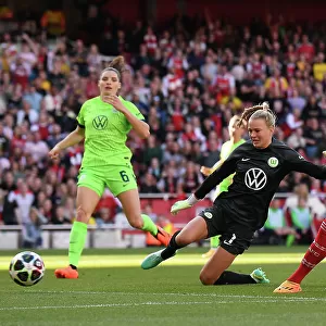 Arsenal Women vs VfL Wolfsburg: Stina Blackstenius Scores in UEFA Women's Champions League Semifinal