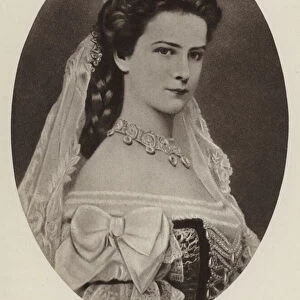 Empress Elisabeth of Austria (b / w photo)