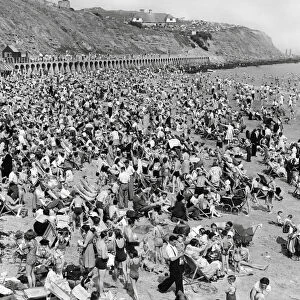 Crowds at Folkestone beach 1950s