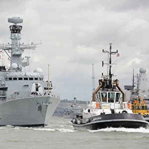 HMS Iron Duke Fitted with Artisan Radar