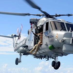 Rapid Rope Training from HMS Monmouths Lynx Helicopter