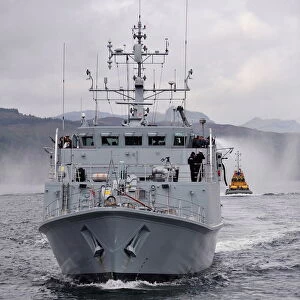 Sandown Class Mine Hunter HMS Ramsey Departs HMNB Clyde for the Middle East