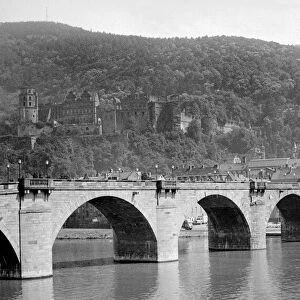 Heidelberg am Neckar with bridge over the River Neckar