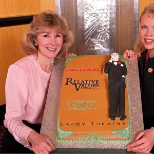 SUSAN HAMPSHIRE AND SANDRA DICKINSON IN PROMOTIONAL SHOOT HOLDING CAKE PUBLICISING NOEL